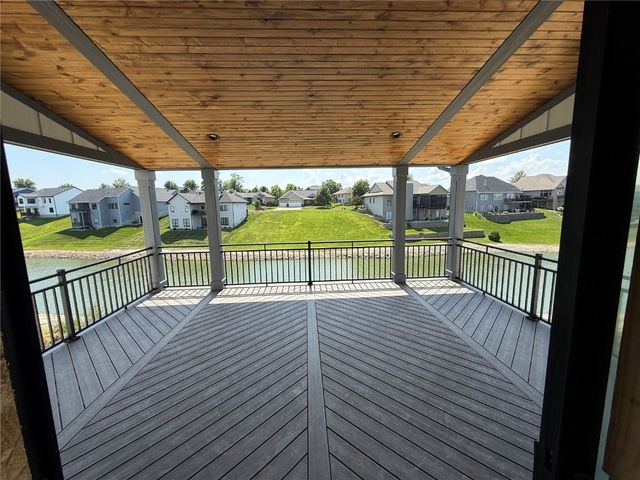 707 Cedar Bend, Solon, IA 52333