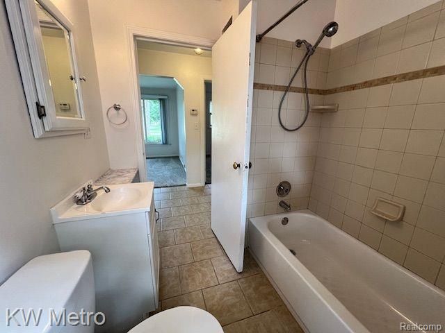 624 Montrose Avenue, Royal Oak, MI 48073