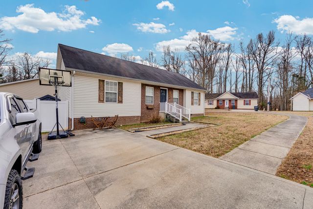 1223 Quail Hollow Cir, Cookeville, TN 38501