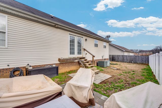 1223 Quail Hollow Cir, Cookeville, TN 38501