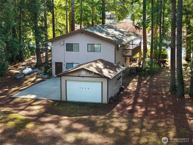 2520 E Saint Andrews Drive N, Shelton, WA 98584