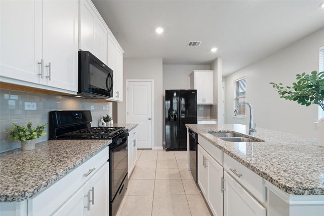 117 Mountain Valley ST, Georgetown, TX 78628