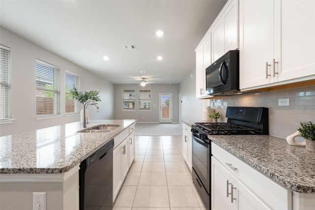 117 Mountain Valley ST, Georgetown, TX 78628