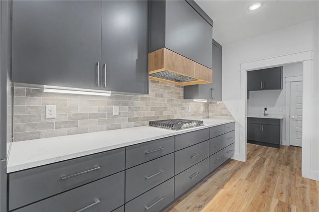 1 Logan Lane, Bella Vista, AR 72715