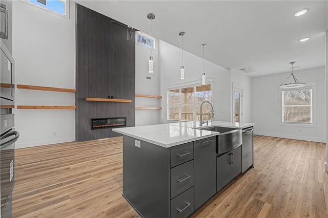 1 Logan Lane, Bella Vista, AR 72715