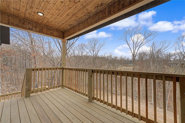 1 Logan Lane, Bella Vista, AR 72715