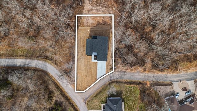 1 Logan Lane, Bella Vista, AR 72715