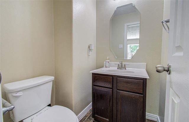 3414 Hunters Canyon, Baytown, TX 77521