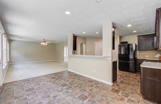 3414 Hunters Canyon, Baytown, TX 77521