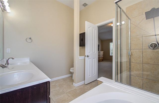 3414 Hunters Canyon, Baytown, TX 77521