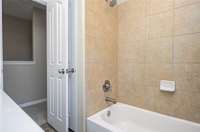 3414 Hunters Canyon, Baytown, TX 77521
