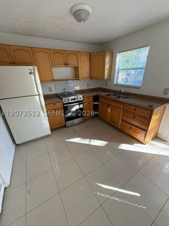 1943 Arthur St 3, Hollywood, FL 33020