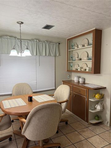 11144 101ST WAY 143, Largo, FL 33773