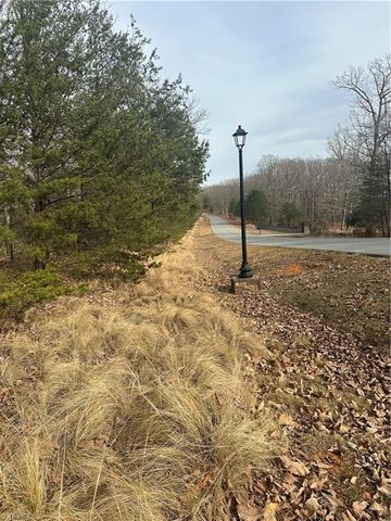 1527 Sierra Trace Road, Denton, NC 27239