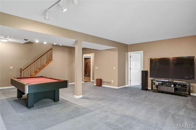 449 Prevot Avenue, St Charles, MO 63303