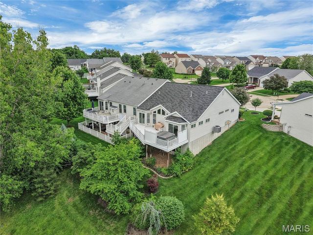 449 Prevot Avenue, St Charles, MO 63303