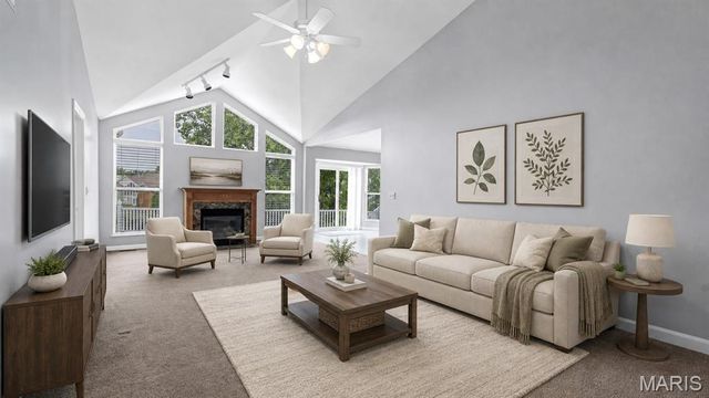 449 Prevot Avenue, St Charles, MO 63303