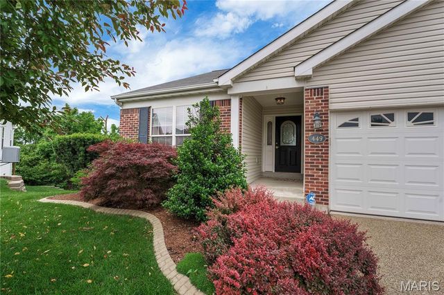449 Prevot Avenue, St Charles, MO 63303