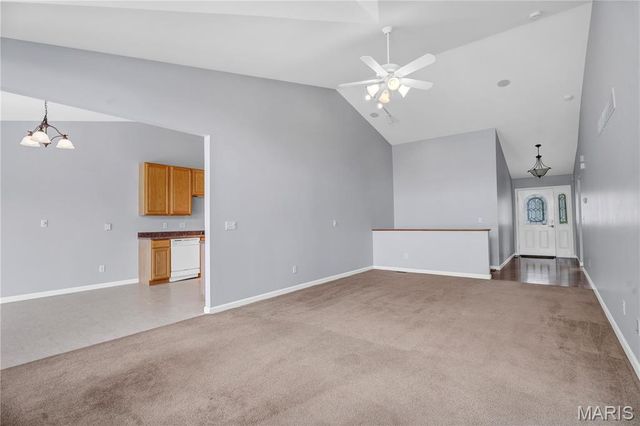 449 Prevot Avenue, St Charles, MO 63303