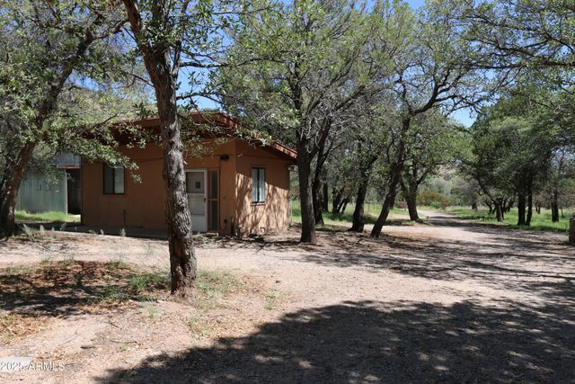 102 E RAMSEY CANYON Road, Hereford, AZ 85615