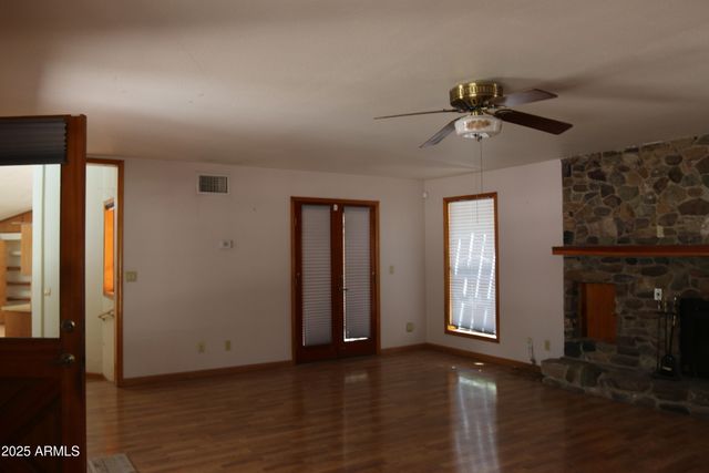 102 E RAMSEY CANYON Road, Hereford, AZ 85615