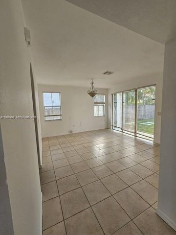 11151 SW 241st St, Homestead, FL 33032