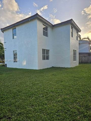 11151 SW 241st St, Homestead, FL 33032