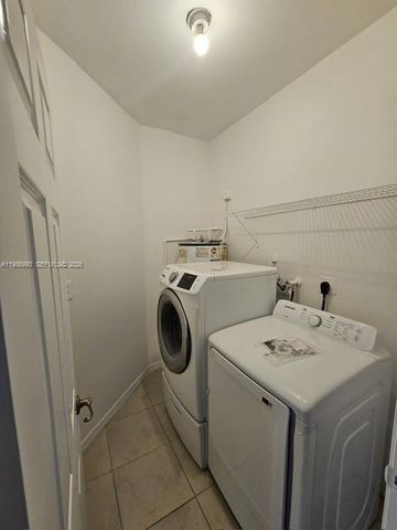 11151 SW 241st St, Homestead, FL 33032