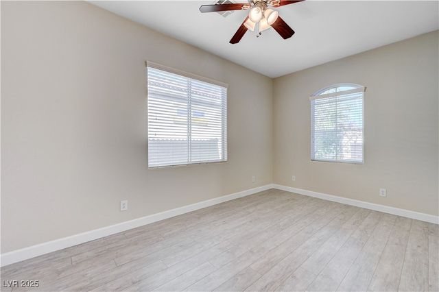 5090 Silent Valley Avenue, Las Vegas, NV 89139