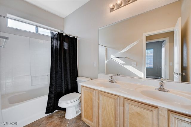 5090 Silent Valley Avenue, Las Vegas, NV 89139