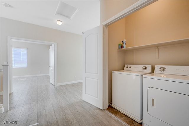 5090 Silent Valley Avenue, Las Vegas, NV 89139