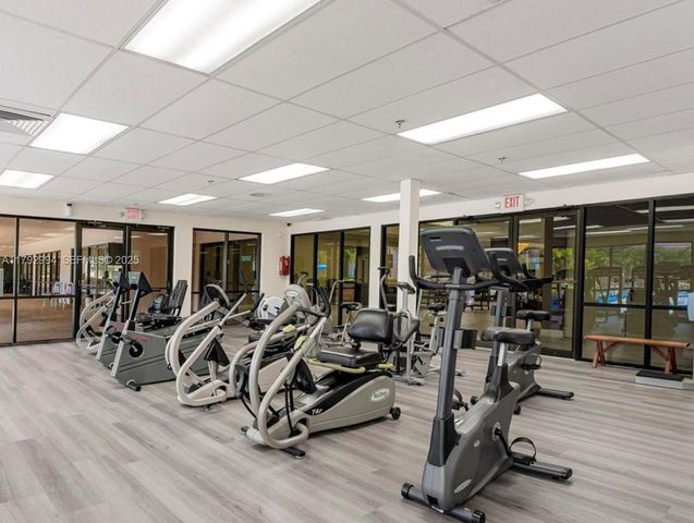 9041 Sunrise Lakes Boulevard 110, Sunrise, FL 33322
