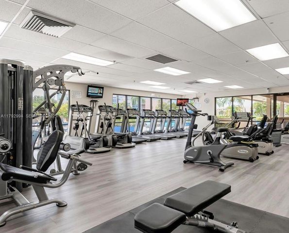 9041 Sunrise Lakes Boulevard 110, Sunrise, FL 33322