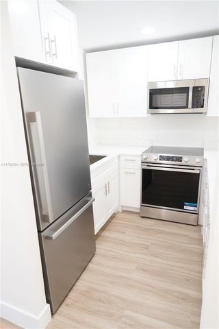 9041 Sunrise Lakes Boulevard 110, Sunrise, FL 33322