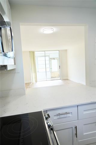 9041 Sunrise Lakes Boulevard 110, Sunrise, FL 33322