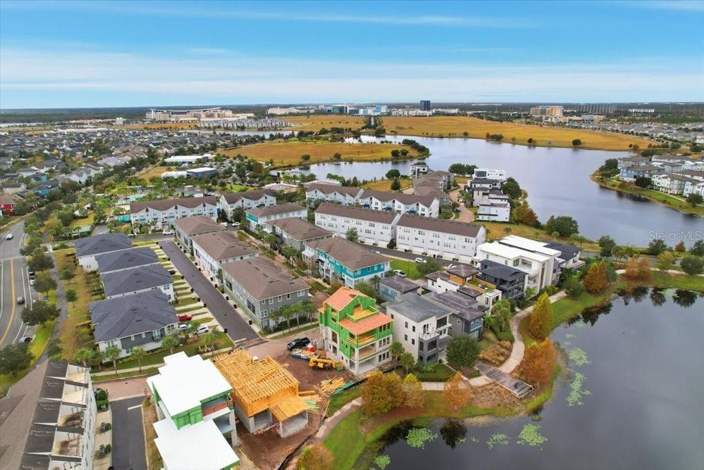 Image 4 of property listing at 8517 KARRER TERRACE, Orlando, FL 32827