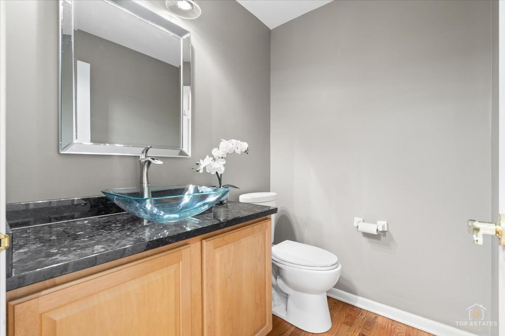 Image 24 of property listing at 3705 Provence Drive, St. Charles, IL 60175
