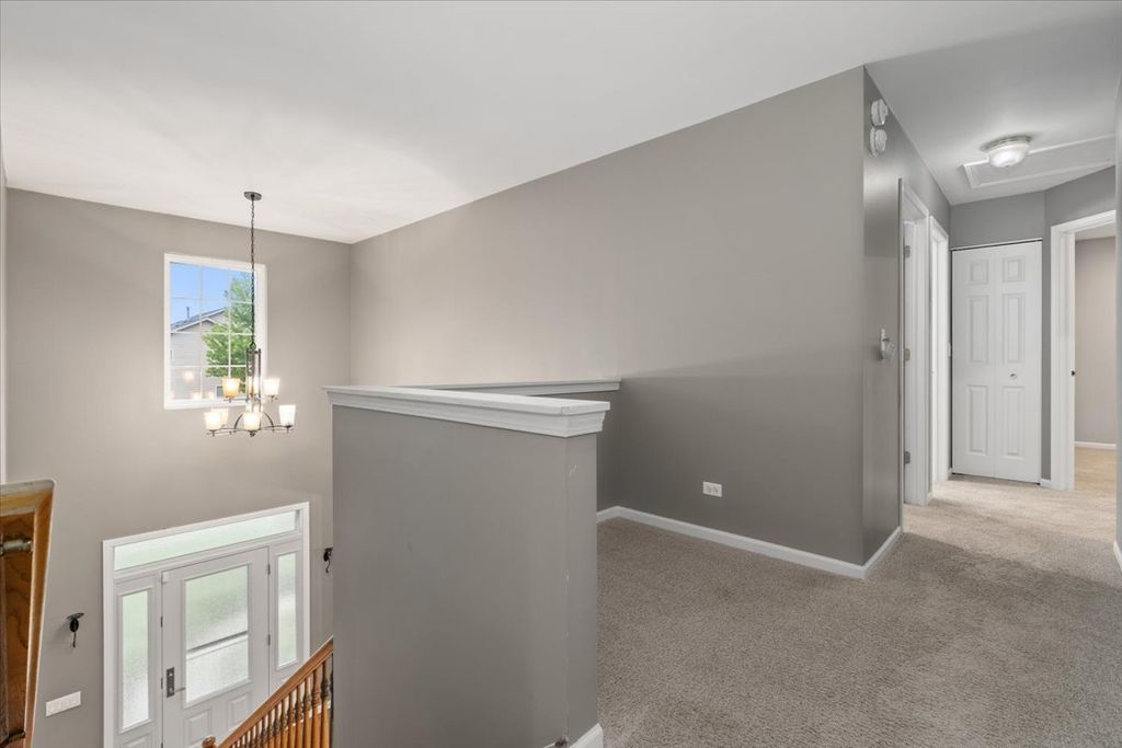 Image 25 of property listing at 3705 Provence Drive, St. Charles, IL 60175