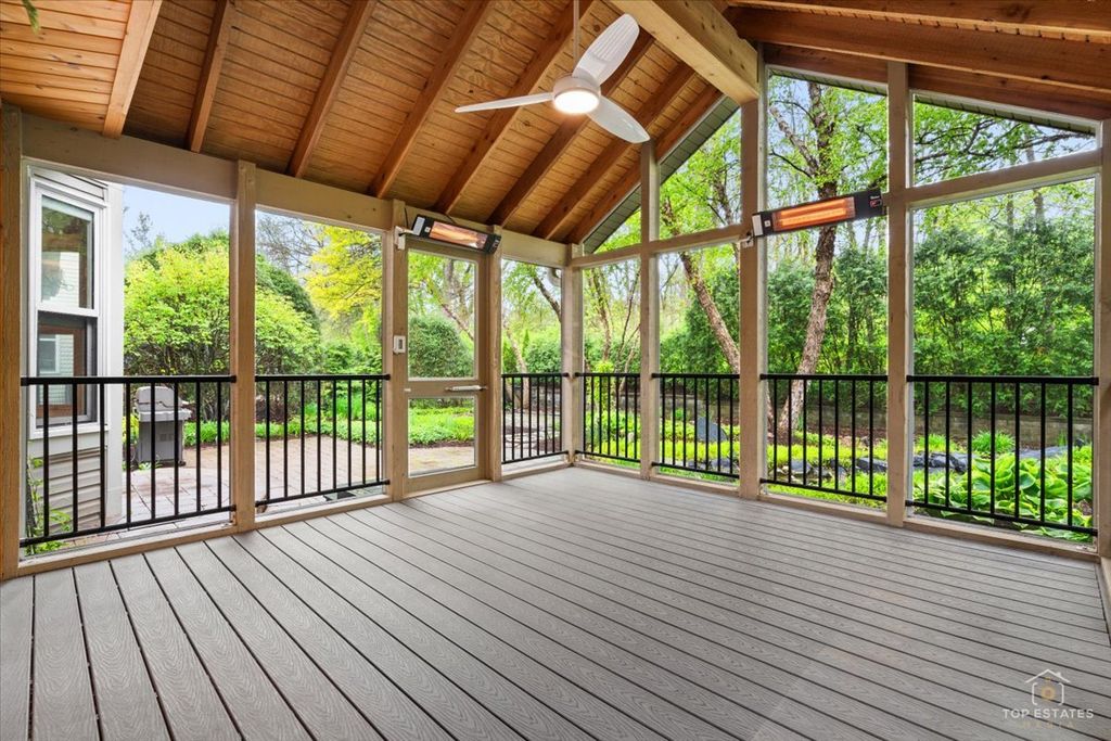 Image 41 of property listing at 3705 Provence Drive, St. Charles, IL 60175