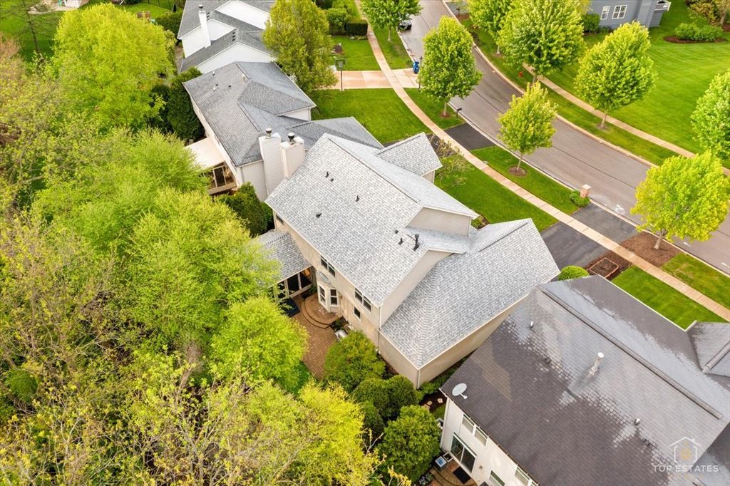Image 46 of property listing at 3705 Provence Drive, St. Charles, IL 60175