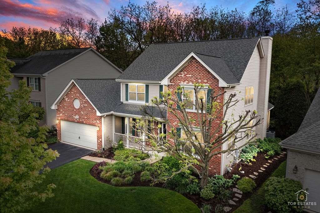 Image 49 of property listing at 3705 Provence Drive, St. Charles, IL 60175
