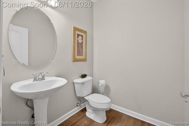 27412 Victoria Road, Novi, MI 48374