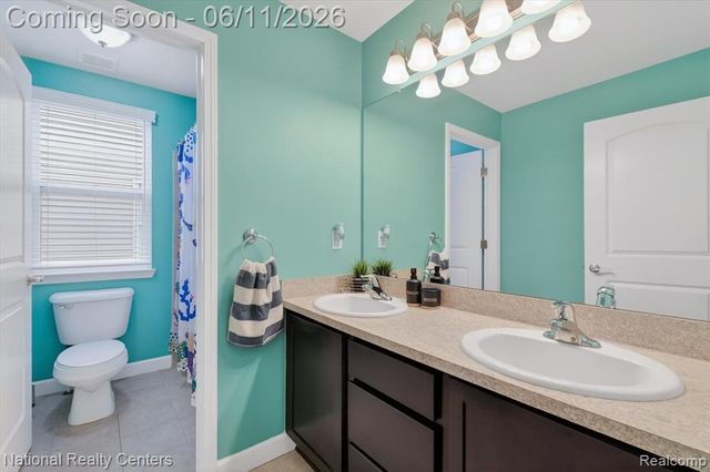 27412 Victoria Road, Novi, MI 48374