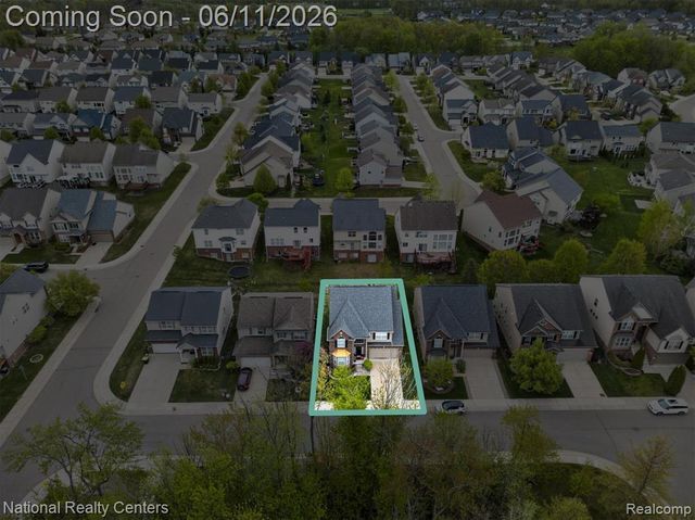 27412 Victoria Road, Novi, MI 48374