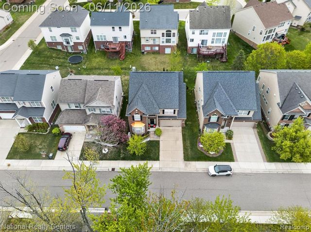 27412 Victoria Road, Novi, MI 48374