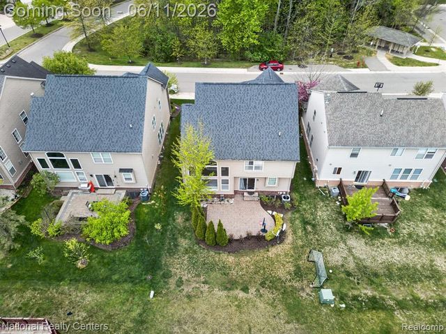 27412 Victoria Road, Novi, MI 48374