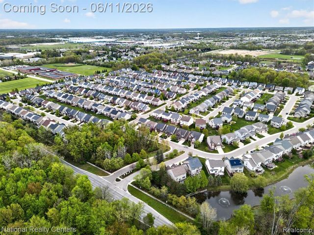 27412 Victoria Road, Novi, MI 48374