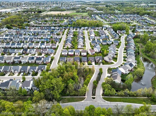 27412 Victoria Road, Novi, MI 48374