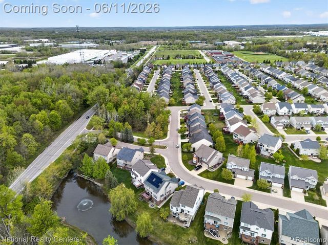 27412 Victoria Road, Novi, MI 48374