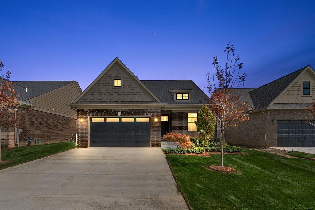 5926 Everton Avenue, Troy, MI 48085